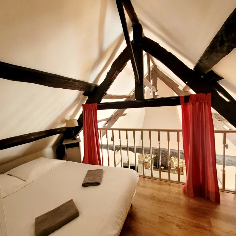 Cottage - Gîte les Bruyères Rebecca - chambre mezzanine